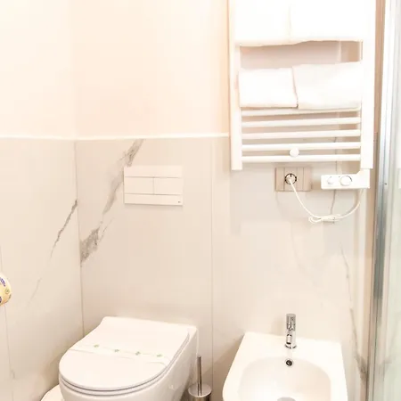 Guest house Adelaide Dreams *