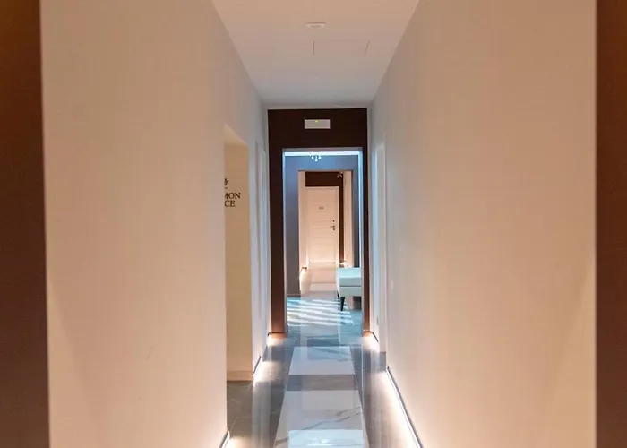 Adelaide Dreams 4* Rome