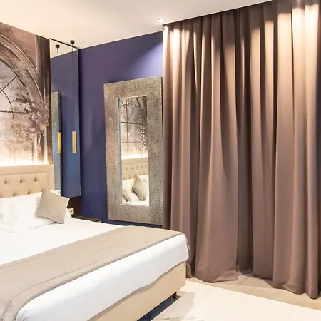 Adelaide Dreams 4* روما